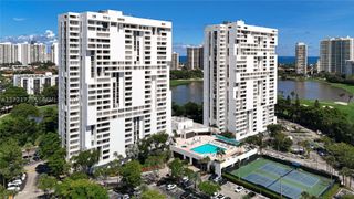 20225 NE 34th Ct 817, Aventura, FL 33180