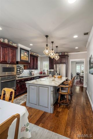 880 Savannah, Tuscaloosa, AL 35406