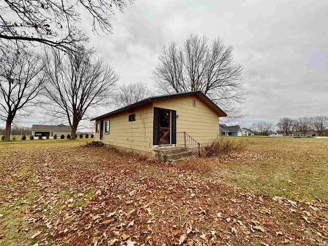 4011 SE SR 116 Road, Bluffton, IN 46714