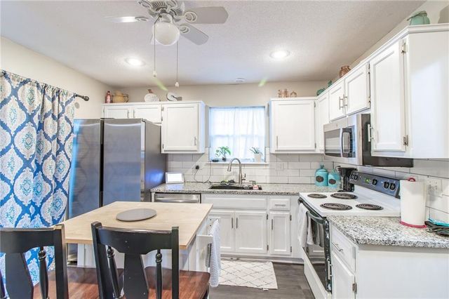 1308 DEENA Street, Pleasant Hill, MO 64080