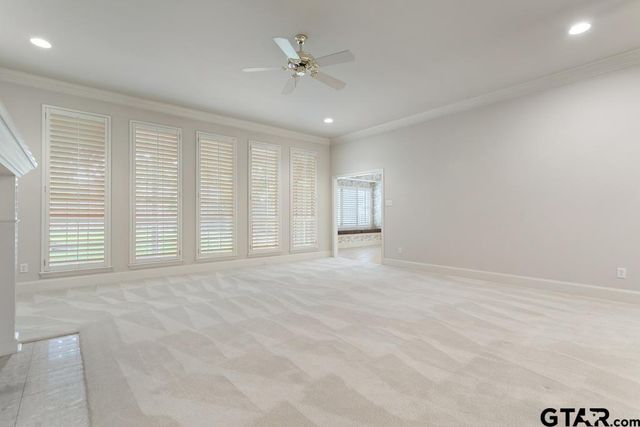 6529 Salisbury Ln, Tyler, TX 75703