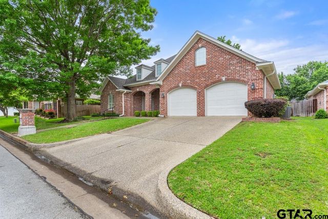 6529 Salisbury Ln, Tyler, TX 75703