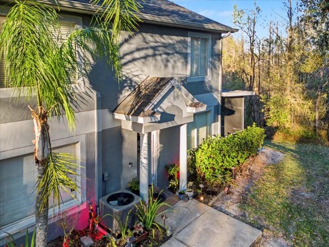 18101 PARADISE POINT DRIVE, Tampa, FL 33647