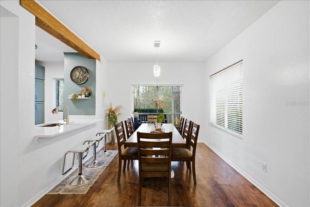 18101 PARADISE POINT DRIVE, Tampa, FL 33647