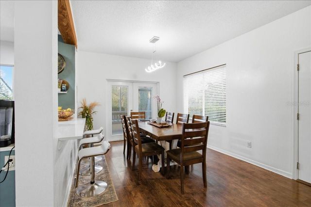 18101 PARADISE POINT DRIVE, Tampa, FL 33647