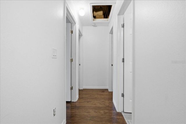 18101 PARADISE POINT DRIVE, Tampa, FL 33647