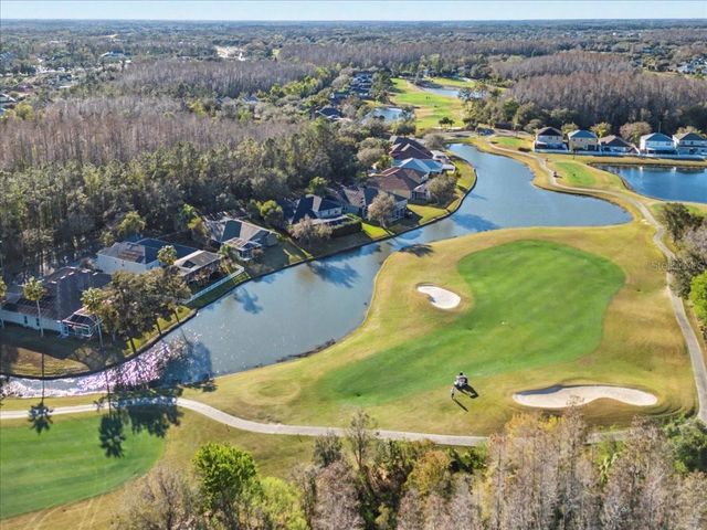 18101 PARADISE POINT DRIVE, Tampa, FL 33647