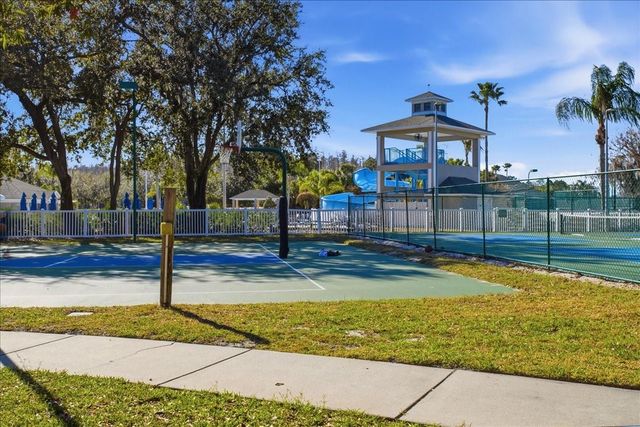 18101 PARADISE POINT DRIVE, Tampa, FL 33647