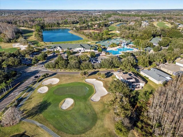 18101 PARADISE POINT DRIVE, Tampa, FL 33647