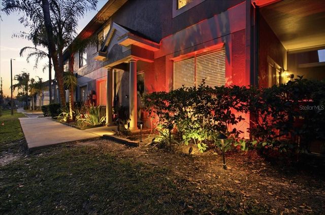 18101 PARADISE POINT DRIVE, Tampa, FL 33647