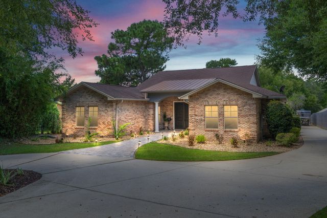 14 Blenheim Road, Shalimar, FL 32579