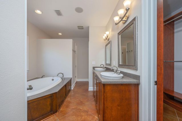 14 Blenheim Road, Shalimar, FL 32579