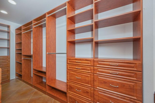 14 Blenheim Road, Shalimar, FL 32579