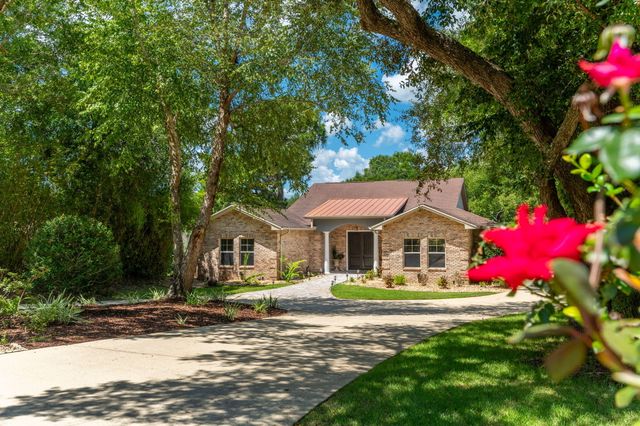 14 Blenheim Road, Shalimar, FL 32579