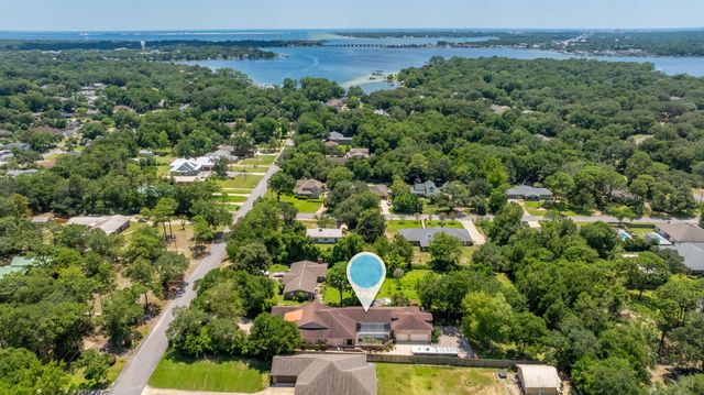 14 Blenheim Road, Shalimar, FL 32579