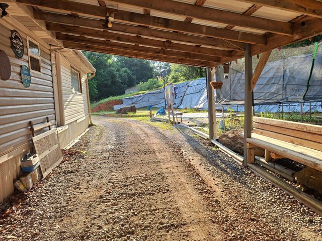 948 Wilson Station Road, Englewood, TN 37329