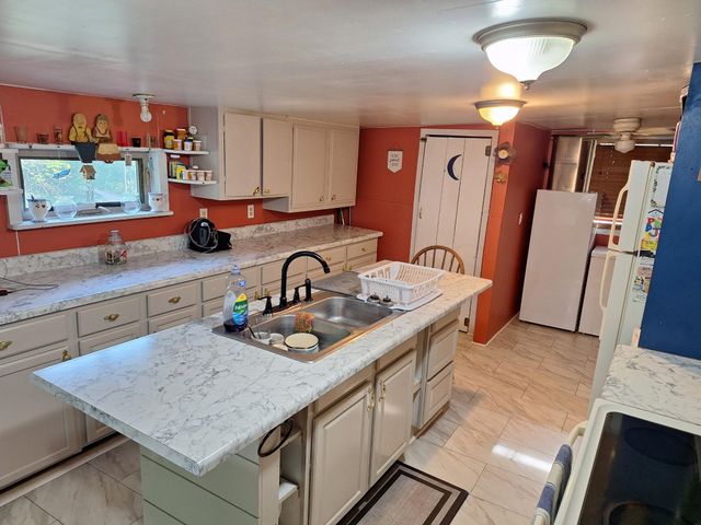 948 Wilson Station Road, Englewood, TN 37329