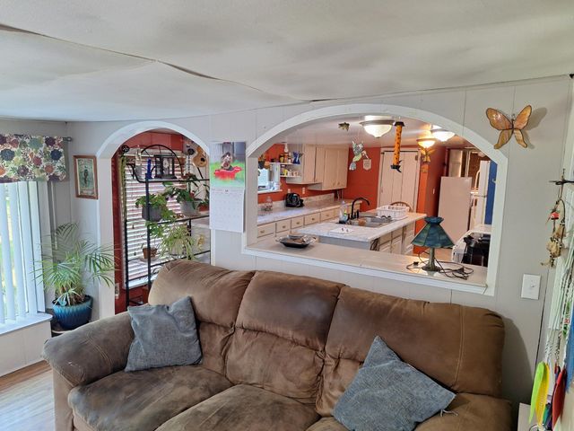 948 Wilson Station Road, Englewood, TN 37329