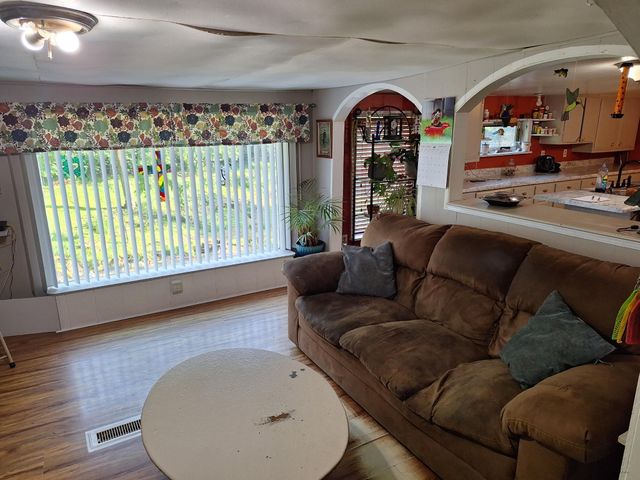 948 Wilson Station Road, Englewood, TN 37329