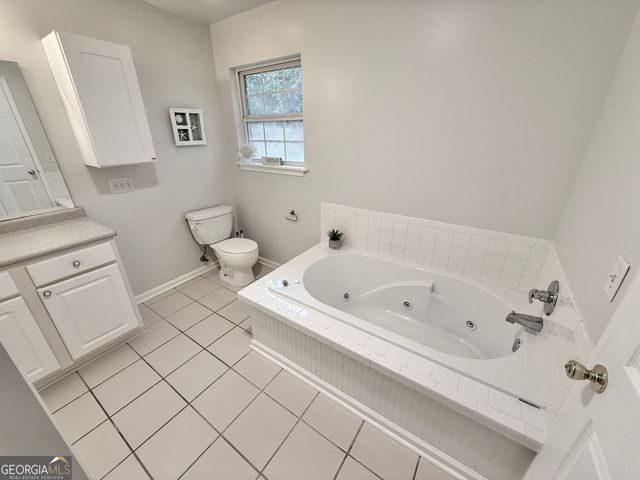 206 Willow Drive, Glennville, GA 30427