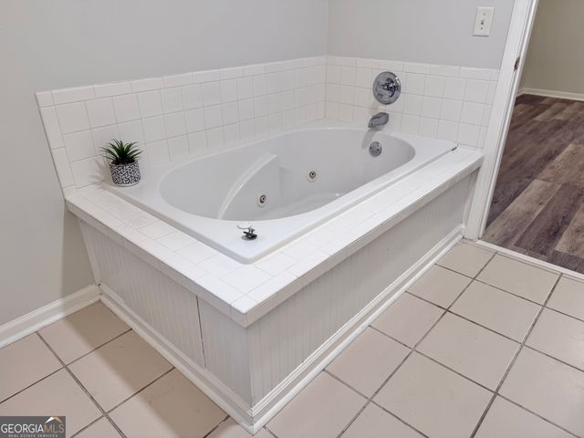 206 Willow Drive, Glennville, GA 30427