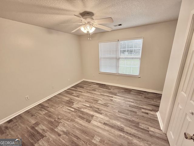 206 Willow Drive, Glennville, GA 30427