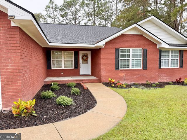 206 Willow Drive, Glennville, GA 30427