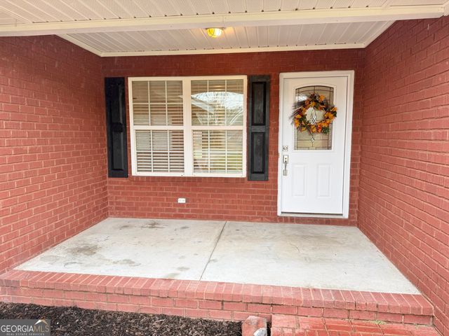 206 Willow Drive, Glennville, GA 30427