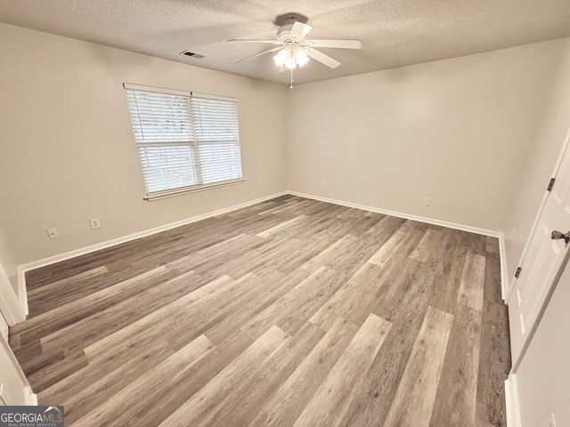 206 Willow Drive, Glennville, GA 30427