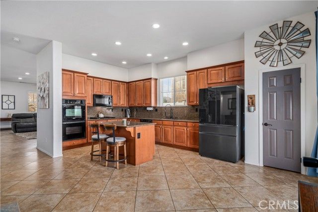 907 Valerie, Tehachapi, CA 93561