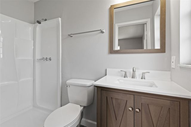 402 CENTURY AVENUE, Fruitland Park, FL 34731