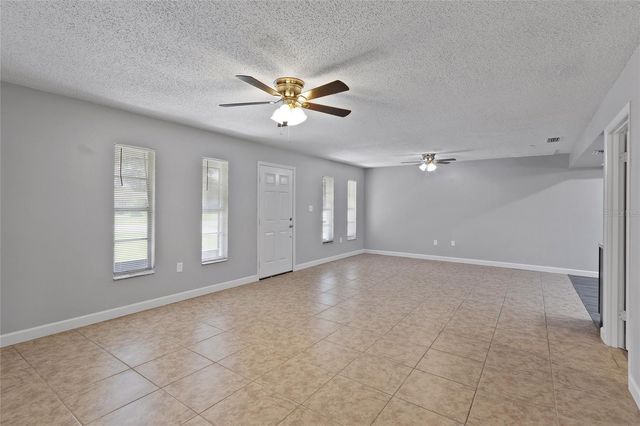 402 CENTURY AVENUE, Fruitland Park, FL 34731