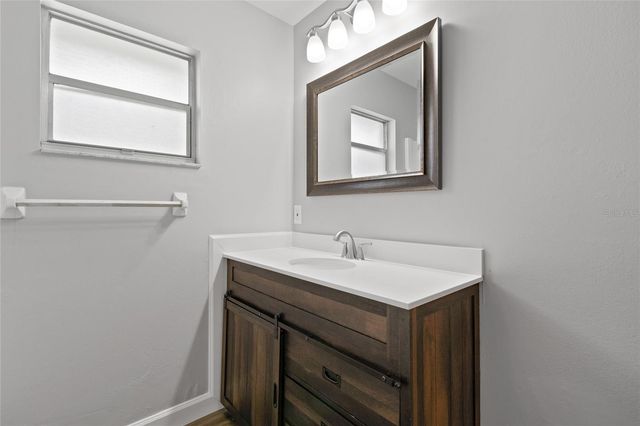 402 CENTURY AVENUE, Fruitland Park, FL 34731