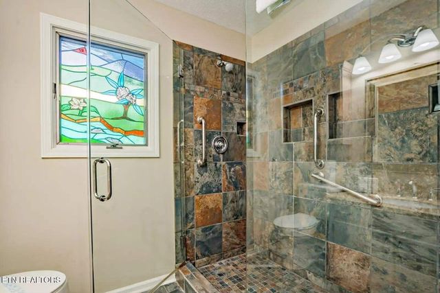 3669 Lindsey Mill Rd, Gatlinburg, TN 37738