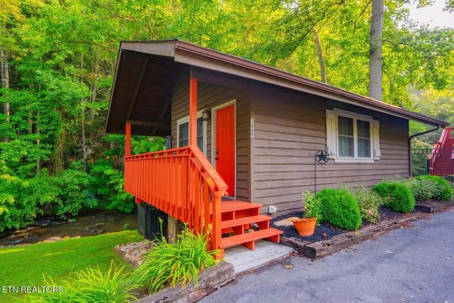 3669 Lindsey Mill Rd, Gatlinburg, TN 37738