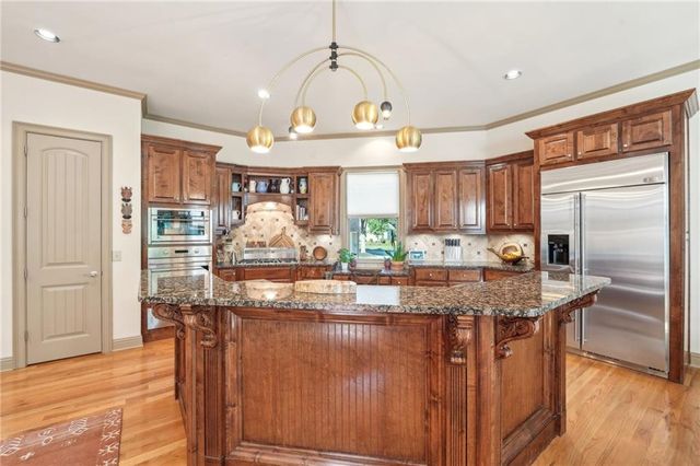 4162 Cumberland Point Drive, Gainesville, GA 30504