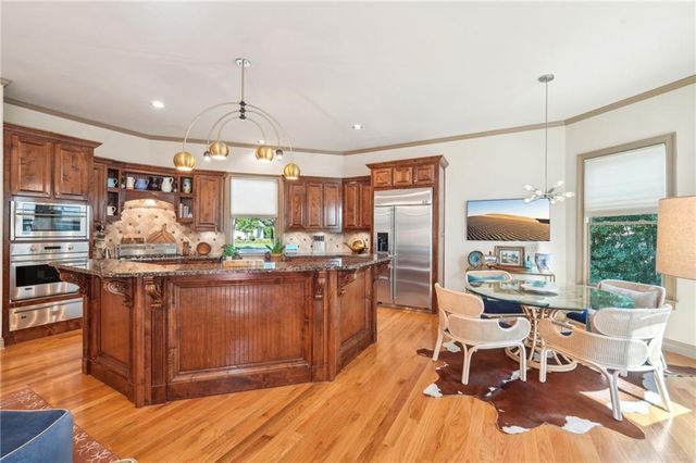 4162 Cumberland Point Drive, Gainesville, GA 30504