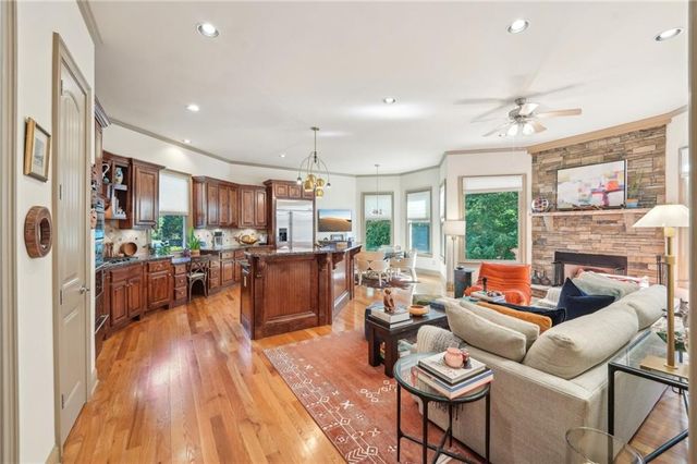 4162 Cumberland Point Drive, Gainesville, GA 30504