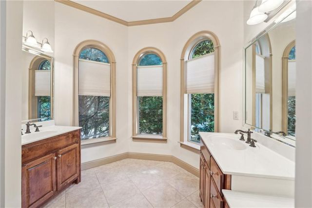 4162 Cumberland Point Drive, Gainesville, GA 30504