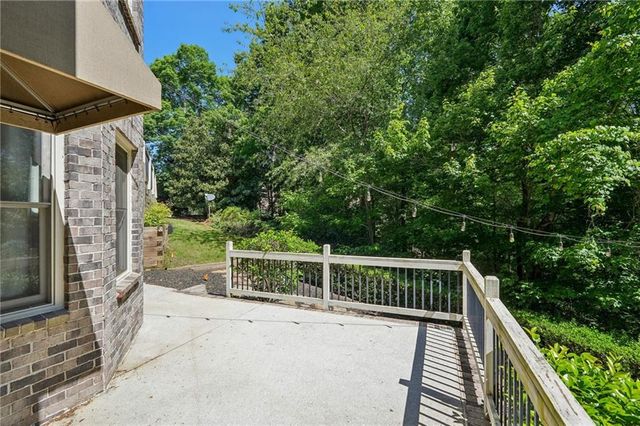 4162 Cumberland Point Drive, Gainesville, GA 30504