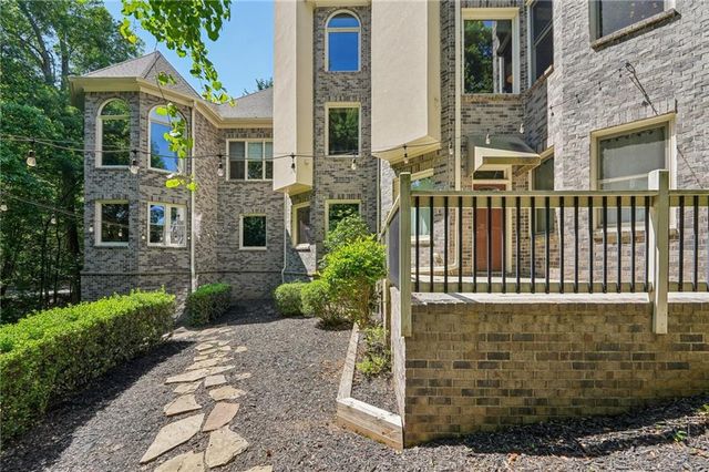 4162 Cumberland Point Drive, Gainesville, GA 30504