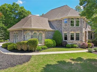 4162 Cumberland Point Drive, Gainesville, GA 30504