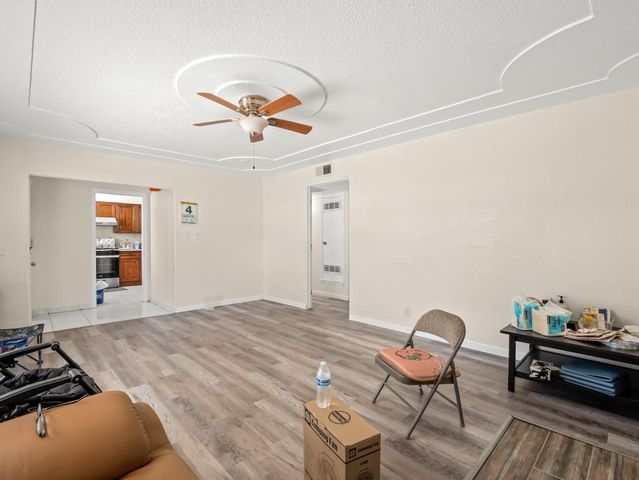 4746 E Woodward Avenue, Fresno, CA 93702
