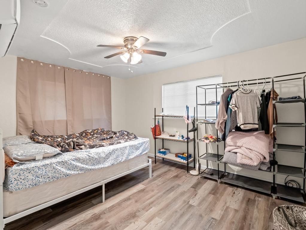 Image 23 of property listing at 4746 E Woodward Avenue, Fresno, CA 93702