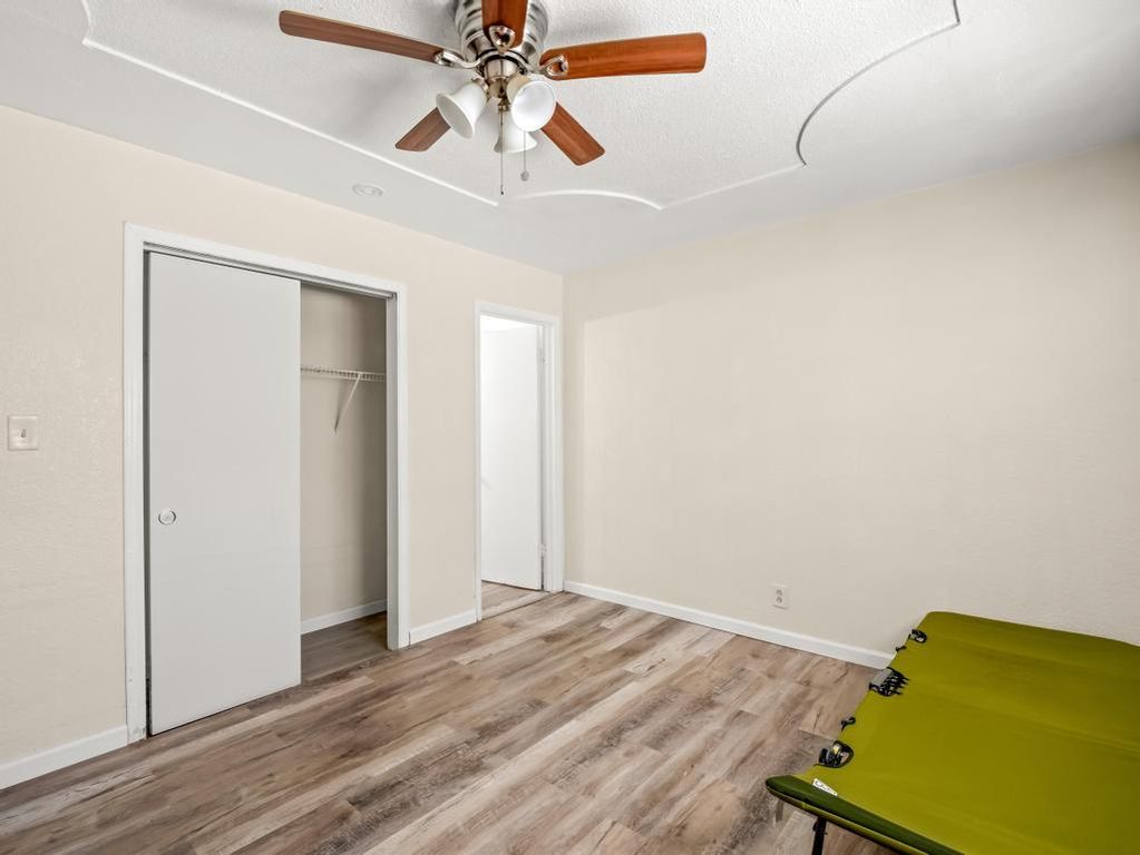 Image 26 of property listing at 4746 E Woodward Avenue, Fresno, CA 93702