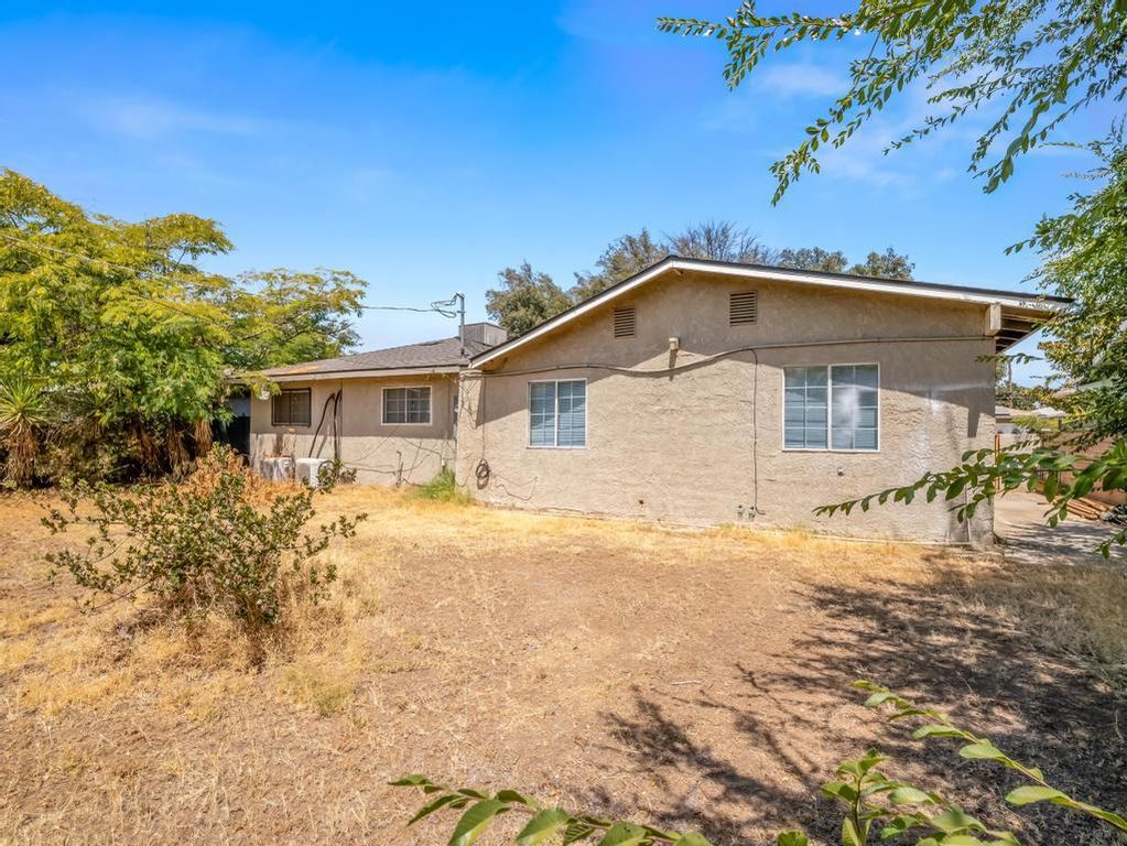 Image 29 of property listing at 4746 E Woodward Avenue, Fresno, CA 93702