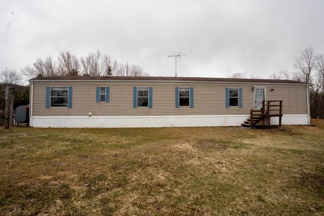 113 Cedar Lane, Cambridge, VT 05464