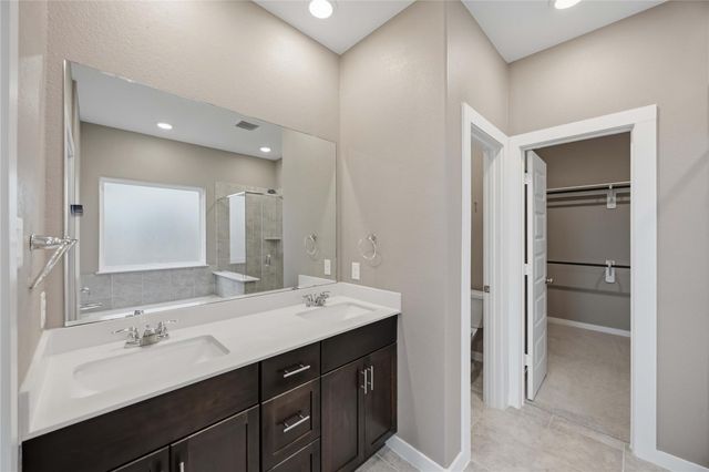 1239 Cascade Hills Drive, Rosharon, TX 77583