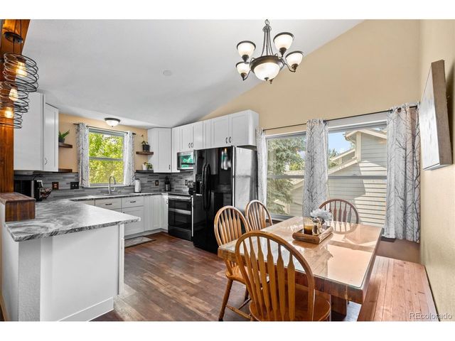 18405 E Union Dr, Aurora, CO 80015