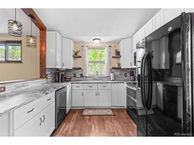 18405 E Union Dr, Aurora, CO 80015